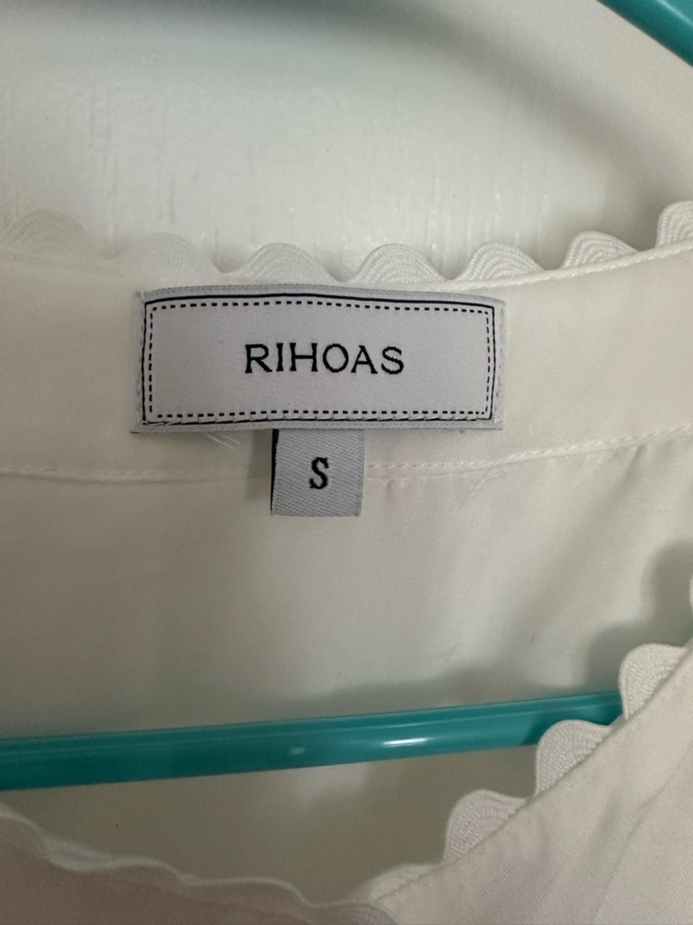 RIHOAS White Cap-Sleeve Midi Dress - Picture 4 of 6